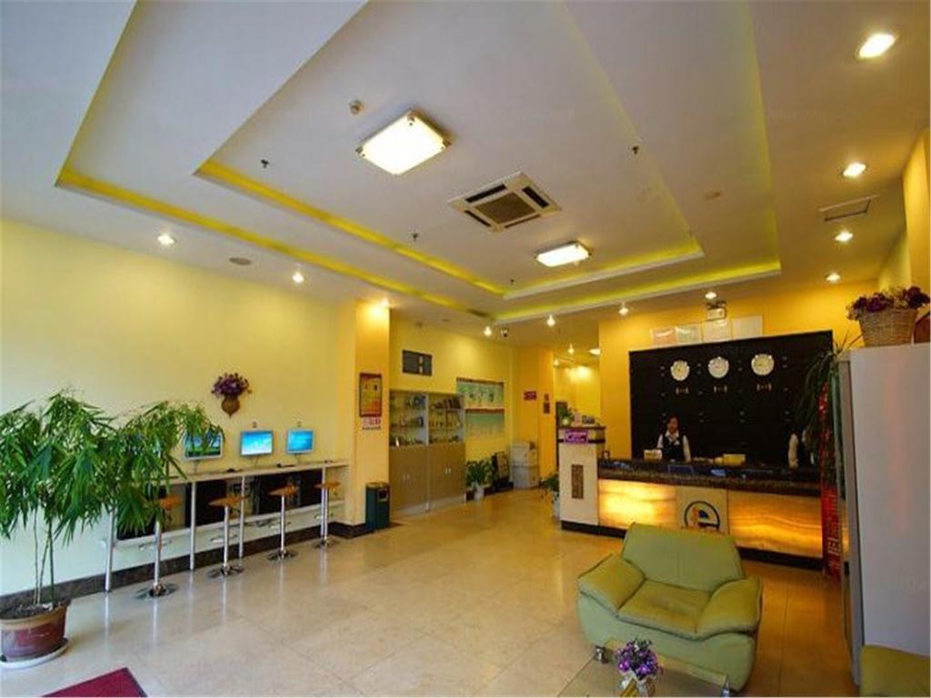 Tai' An Luke 88 Business Hotel Taishan Railway Station Tai'an  Exterior photo